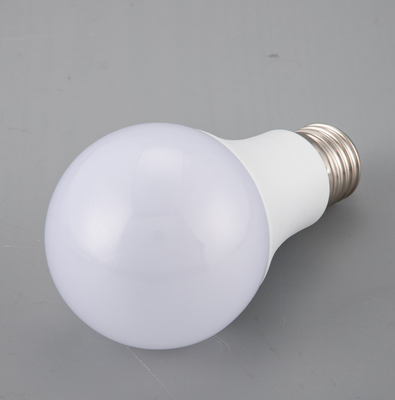 安いバルク卸売産業導かれたライト贅沢な注文のロゴは戸棚の照明設備を導いた天候の証拠が電球の光を導いた